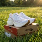 써코니 엔돌핀 엘리트 러닝화