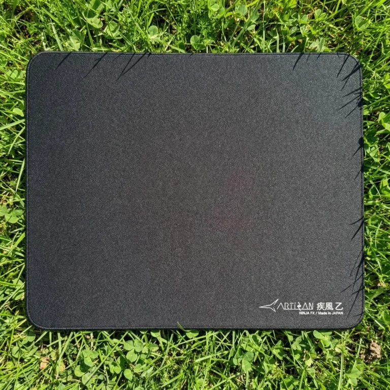 아티산 마우스패드 하야테오츠